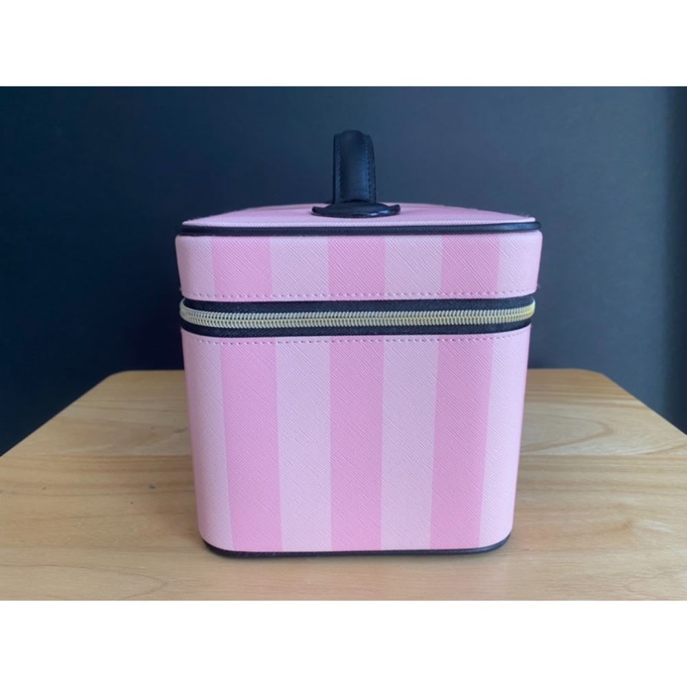 Victoria’s Secret Striped Train Case - Picture 3 of 12
